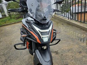 VOGE 300 DS MUITO POUCOS KMS. BENQUERENÇAS