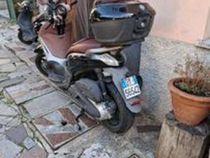 PIAGGIO BEVERLY 350 - 2012