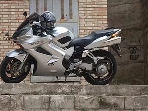 HONDA VFR 800