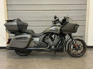 2023 INDIAN CHALLENGER DARK HORSE TITANIUM SMOKE