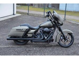 HARLEY-DAVIDSON FLHXS STREET GLIDE SPECIAL 103