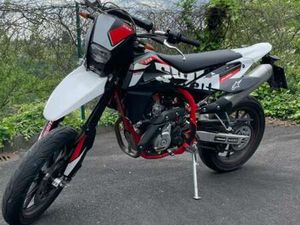 SM 125 R 2016