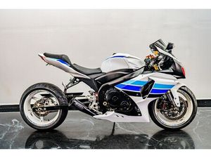 2013 SUZUKI MOTOR OF AMERICA INC. GSX-R1000™ 1 MILLION COMMEMORATIVE EDITION