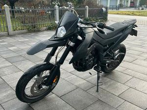 MALAGUTI XSM 125 MIT GPR ENDSCHALLDÄMPFER ( KEINE APRILIA SX 125)