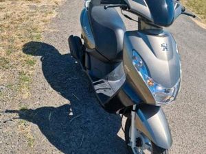 PEUGEOT KISBEE 100 CCM / ROLLER / MOTORRAD