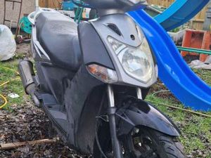 2016 KYMCO AGILITY 125 CC WITH MOT