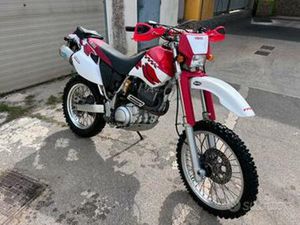 YAMAHA TTR 600 R BELGARDA PERFETTA
