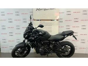 VENDO YAMAHA MT-07 (2021 - 24) USATA A ROMA (CODICE 9912442) - MOTO.IT