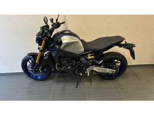VENDO YAMAHA MT-09 SP (2021 - 23) USATA A SALERNO (CODICE 9911905) - MOTO.IT