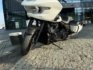 HARLEY-DAVIDSON TOURING ROAD GLIDE