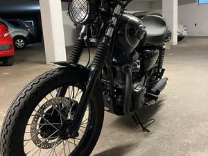 KAWASAKI W800 BLACK EDITION UMBAU