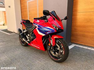 HONDA CBR