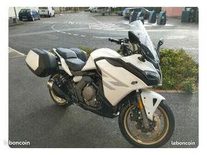 VENTE CF MOTO GT