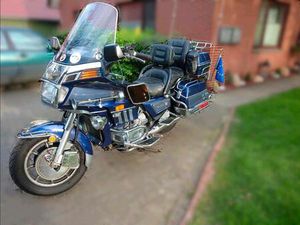 HONDA GOLDWING