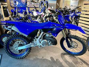 YAMAHA YZ 250 LC MODELL 2024 NEU *