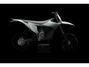 STARK VARG SM (SUMO) SUPERMOTO – 80 PS | NEUFAHRZEUG | A1 / B196