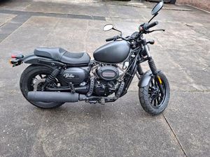 HYOSUNG GV 125 CCM S (NEU) SCHWARZ MATT AUS INSOLVENZ