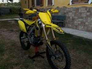SUZUKI RMZ 250