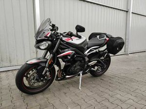 TRIUMPH STREET TRIPLE LUKOWO