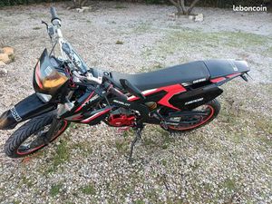 DERBI SENDA 50 CC SM SUPERMOTARD