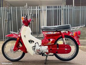 HONDA CUB C70 1977