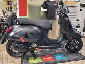 VESPA GTS SUPER SPORT 300 SS NERO
