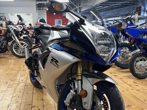 SUZUKI GSX-R750 2026