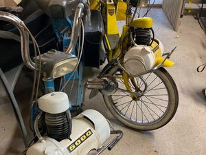 DEUX SOLEX 5000 - JAUNE - BLEU