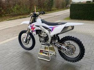 YAMAHA YZ250F 2024 ( 50TH ANNIVERSARY ) — MOTOREN | YAMAHA — MARKTPLAATS