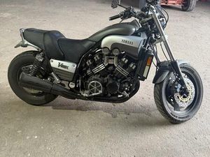 YAMAHA V-MAX 1200 BJ. 1998 - KULT-BIKE