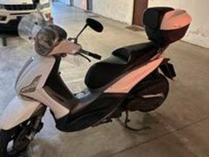 PIAGGIO BEVERLY 300 - 2012