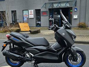 YAMAHA X-MAX 300 *MY25*