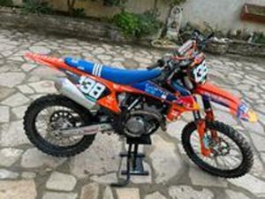MOTO CROSS