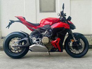 DUCATI STREETFIGHTER V4 - SOFORT VERFÜGBAR