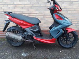 KYMCO 50 SUPER 8, 2T, MOFA 25 KM/H UND ROLLER 45 KM/H,