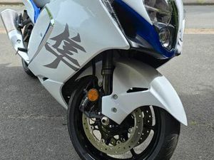 SUZUKI GSX 1300 R