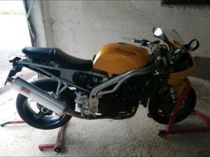 MOTORRAD TRIUMPH 595 DAYTONA