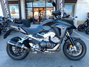 HONDA VFR 800 X CROSSRUNNER 2015