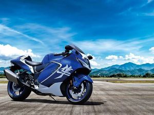 SUZUKI GSX1300R HAYABUSA SPECIAL EDITION BOKA NU 2026 • 2026