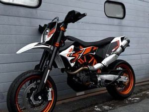 KTM 690 SMCR A2