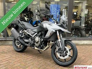 ② SUZUKI 800 V-STROM