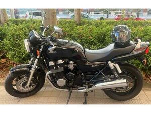 HONDA - CB 750 SEVEN FIFTY