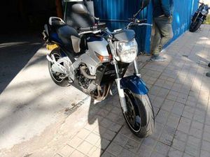 SUZUKI - 600