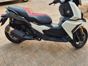 SCOOTRR C400X BMW