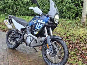 EXPEDITION - AKRAPOVIC