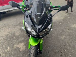 KAWASAKI Z1000SX