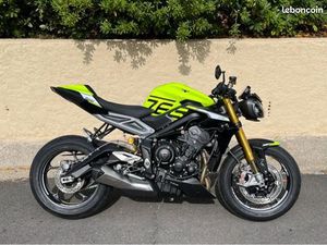 TRIUMPH STREET TRIPLE 765 MOTO2, NEUVE