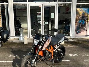 KTM 690 DUKE