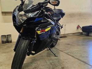 SUZUKI GSX-R 1000 ГР. БУРГАС ПРОМИШЛЕНА ЗОНА - СЕВЕР