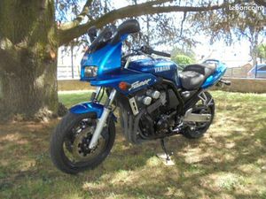 YAMAHA 600 FAZER ANNÉE 2001 37500 KM BON ÉTAT